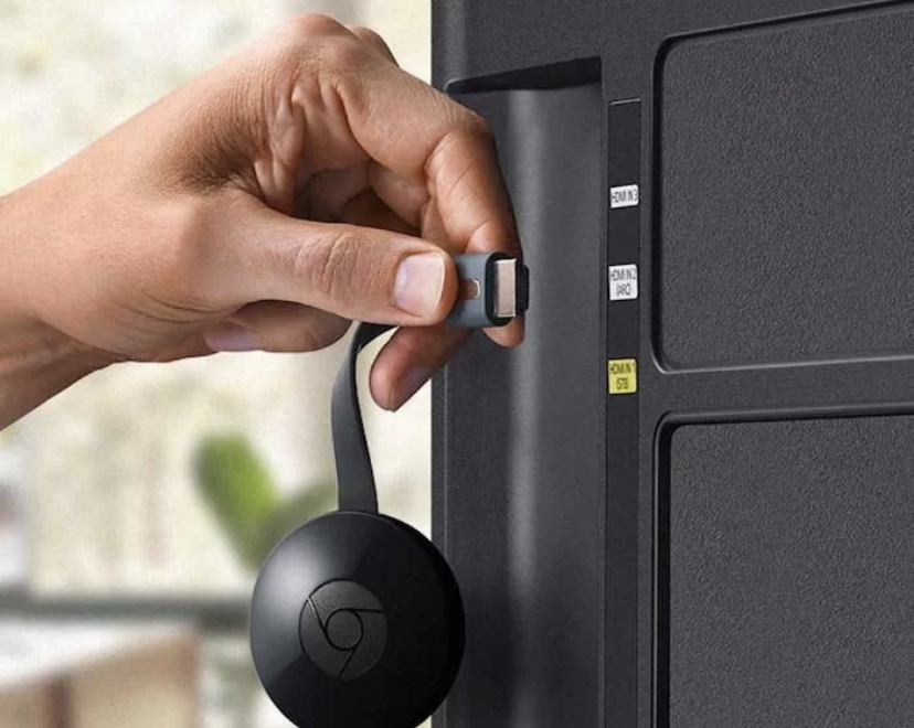  Link your Chromecast device to the HDMI slot located 