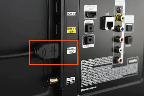 Connect HDMI cable to Philips TV